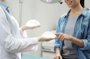 Saline vs Silicone Implants